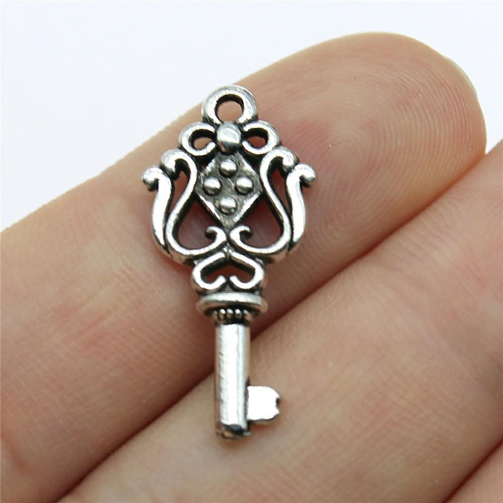 10pcs Antique Silver Color Vintage Key Charm Pendants Jewelry Accessories Retro Key Charms For Jewelry Making DIY