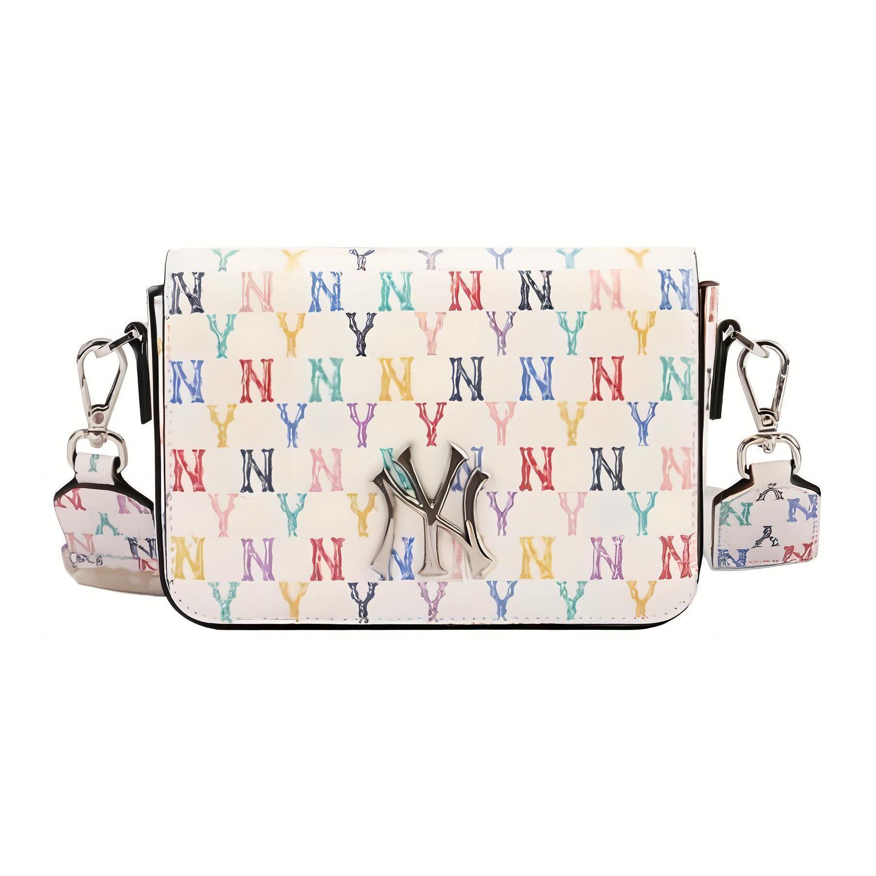 

MLB Monogram Series Rainbow Vintage Graffiti NY Yankees Cotton Mahjong Bag Unisex Shoulder Bag White 32BGPC111-50I One Size+Shopping Bag
