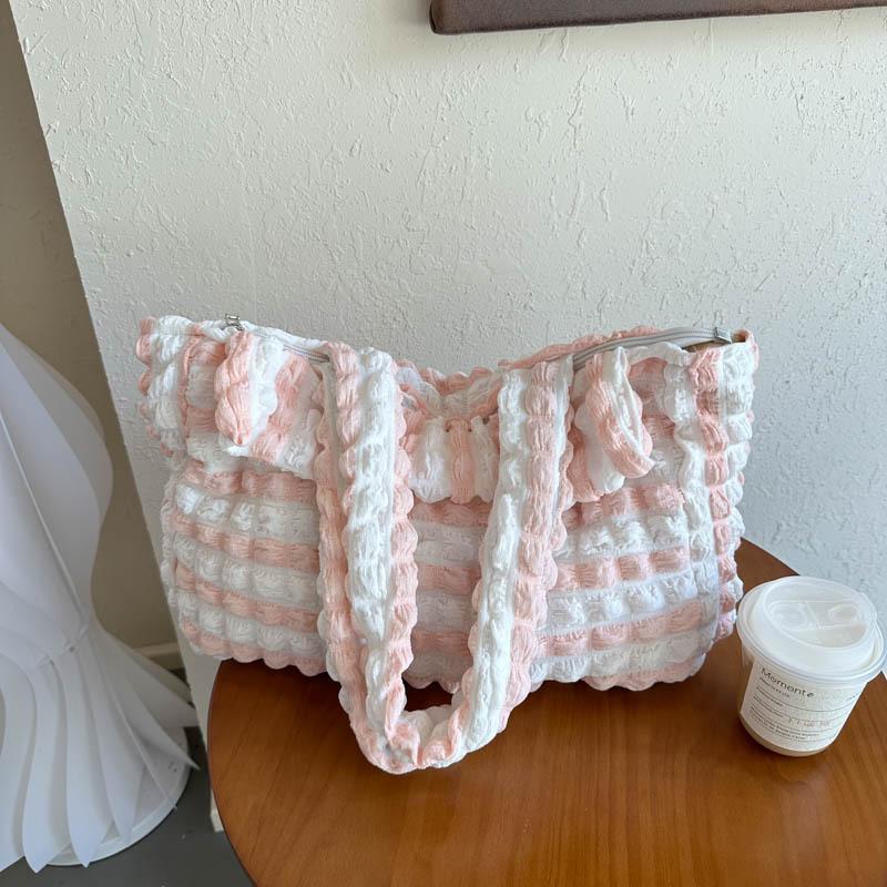 

Осень и зима нишевый дизайн вафельный пузырь маленький свежий плиссированный наплечный мешок женский простой большой вместимости портативный маленький квадратный мешок Backpack розовый