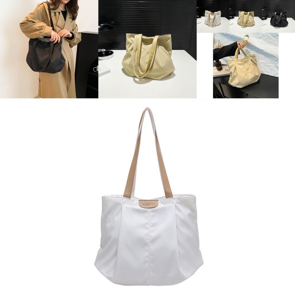 Chic And Spacious Canvas Tote Bag For Women Perfect For Casual Travel And Daily Use