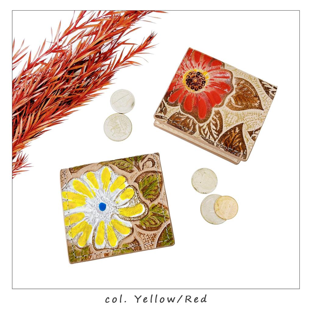 Box-shaped coin purse, slim wallet for women and men, compact, genuine leather, retro floral embossed design [NB], ivory