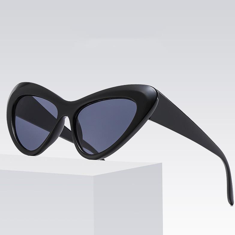 New European and American fashion cat eye frame personalized sunglasses ins trend outdoor street shot Internet celebrity UV protection sunglasses
