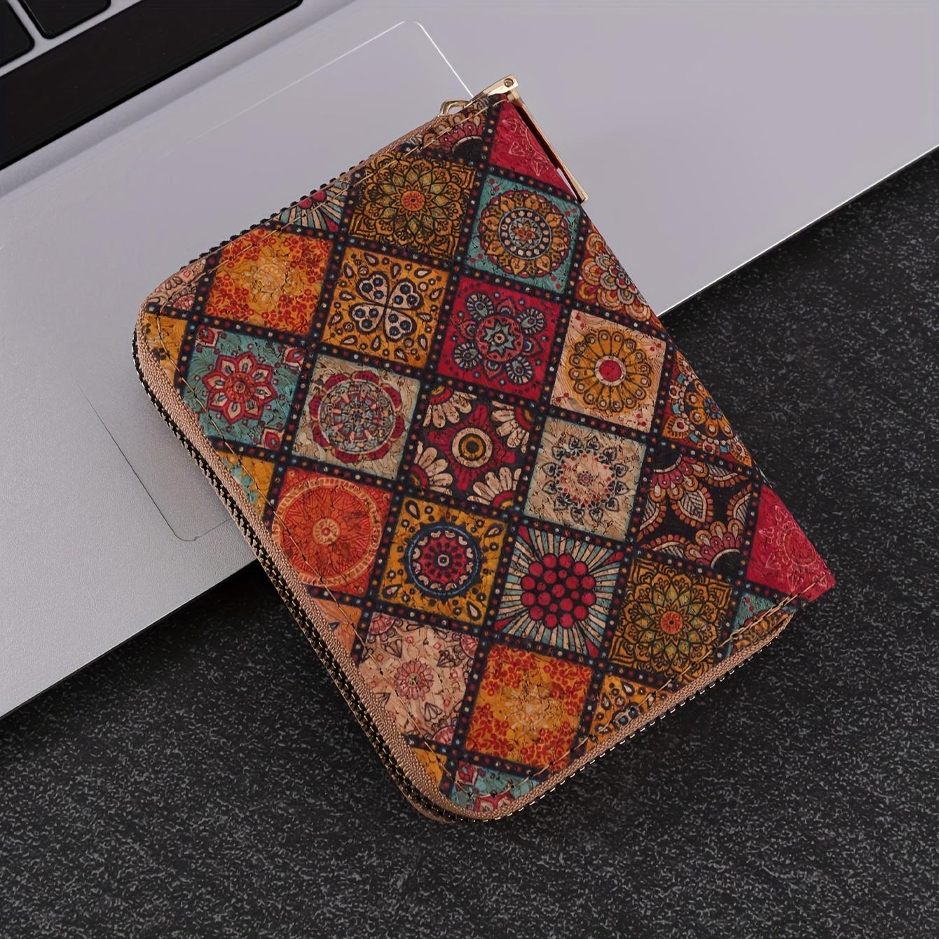 Короткий женский кошелек в богемном стиле с цветочным узором в стиле ретро кошелек для монет из этической веганской кожи держатель для кредитных карт стильный функциональный аксессуар для повседневного использования 880₽
