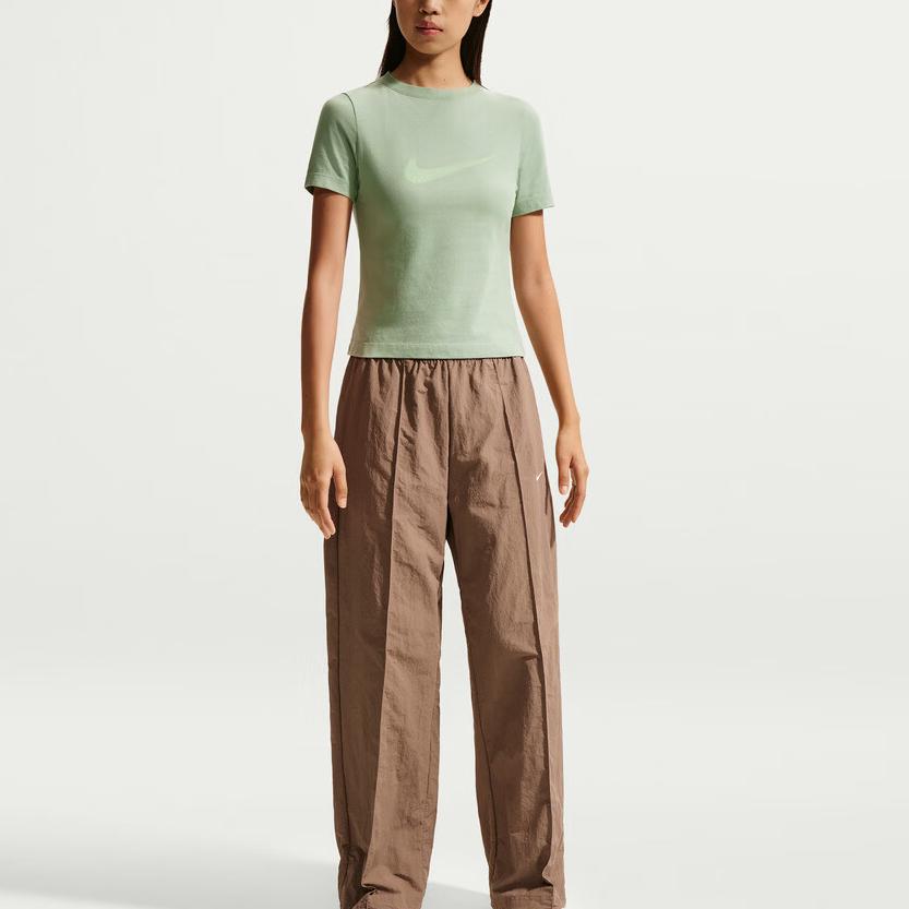Nike T Shirts Women's Green Crew Neck Moderate IO1517-006
