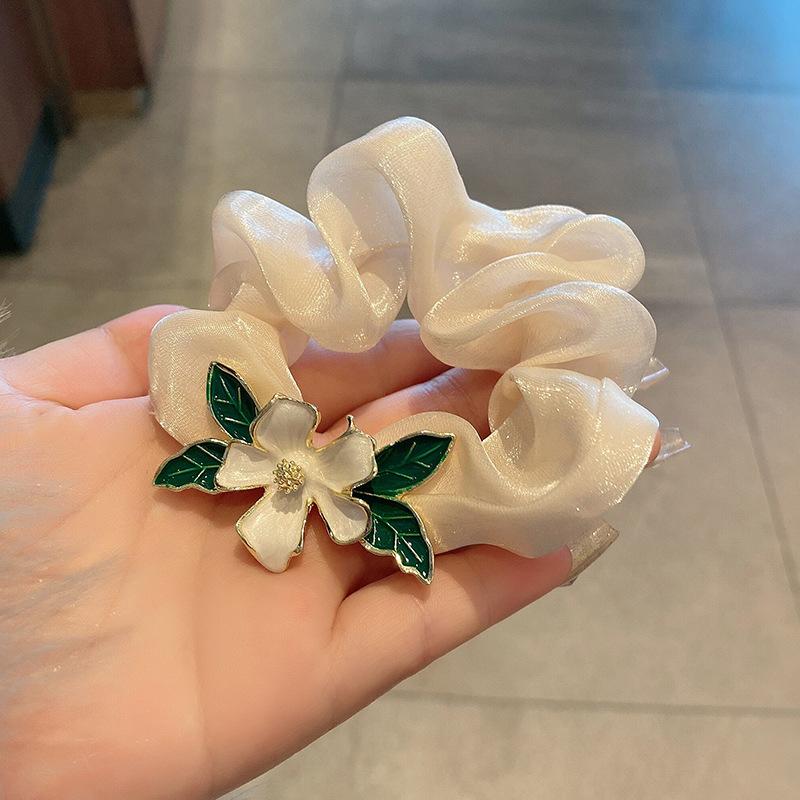 Hair ring French retro satin large intestine ring adult temperament hair accessories simple Joker Pearl balls hair rope.