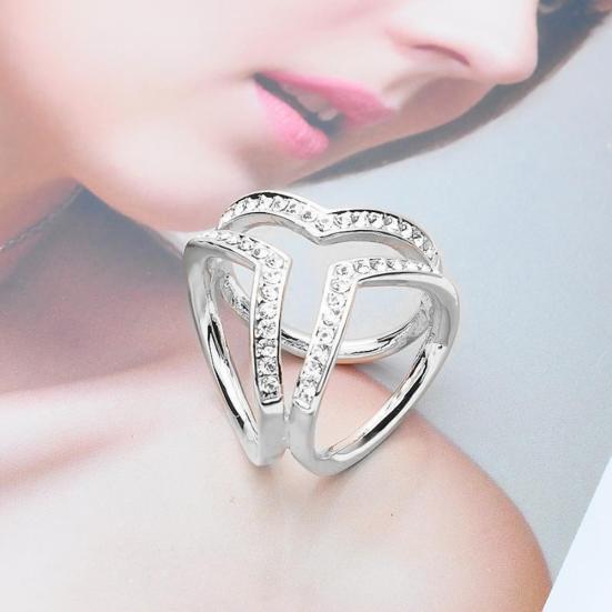 Fashion Tri-circle Scarf Women Ring Shawl Buckle Brooch Clip Jewelry Accessories
