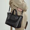 Leather Design Woven Tote Bag Women'S Commuter Versatile Large-Capacity Portable Oblique Span Bag