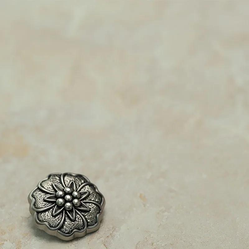 10 ks krásných květinových knoflíků 18/23 mm klasické květinové kovové knoflíky zimní svetr kabát šicí příslušenství