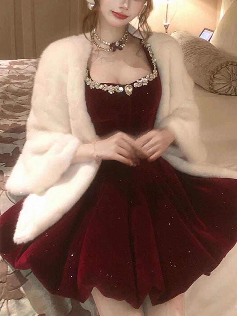 SISI JIANG "New Year Battle Robe" - French Lady Red Velvet Rhinestone Waist-Cinching Elegant Puff Skirt Dress