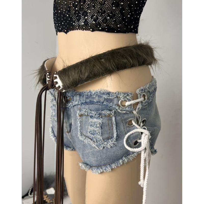 Stylish Waist Belt with Plush Furry Accent for Women Girls Adjustable Length Waistband Fashionable Waist Accessory