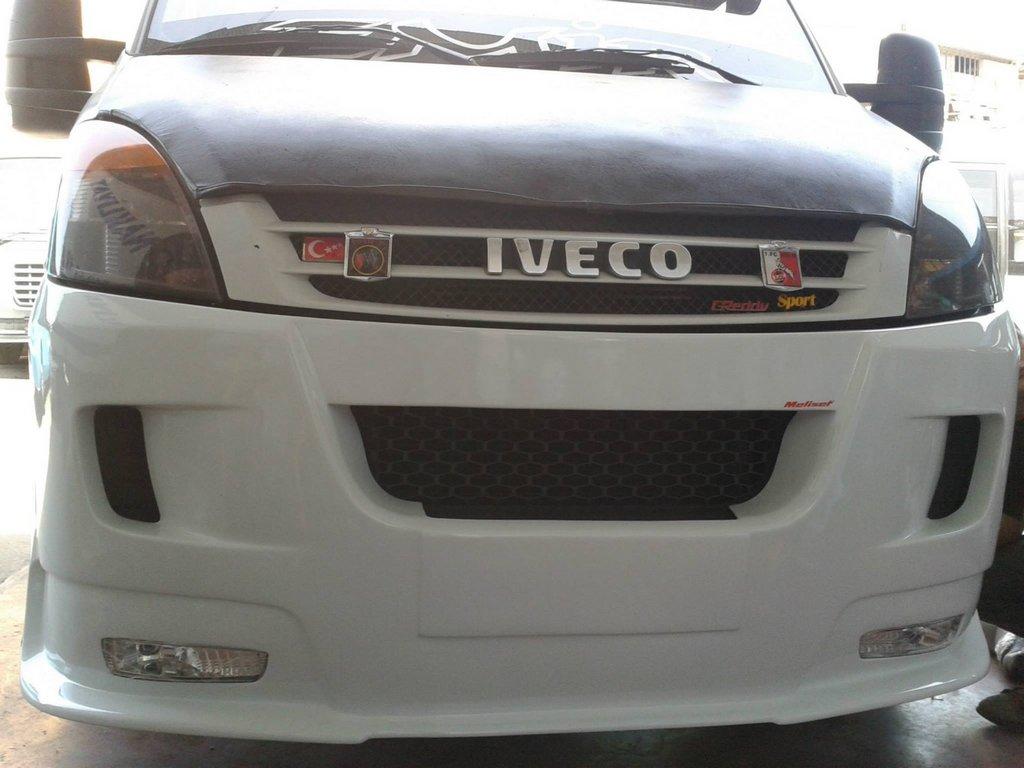 Накладка на передний бампер ERA (под покраску) для Iveco Daily 2006-2014 гг
