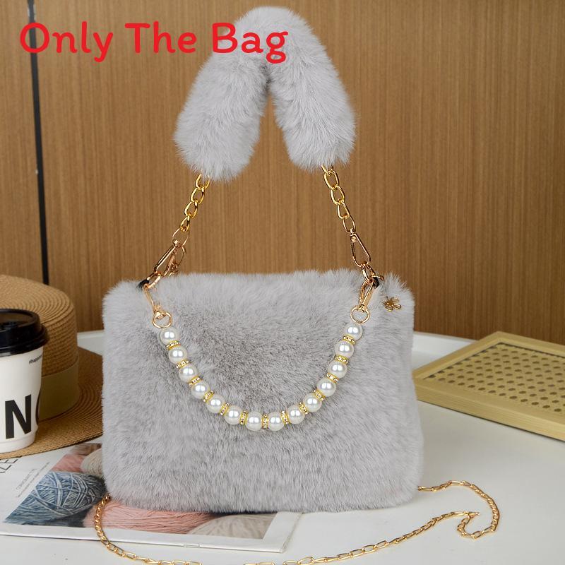 Modern Wooly Tote Bag For Women With Chain Link Detail And Zipper Closure For Casual Outings