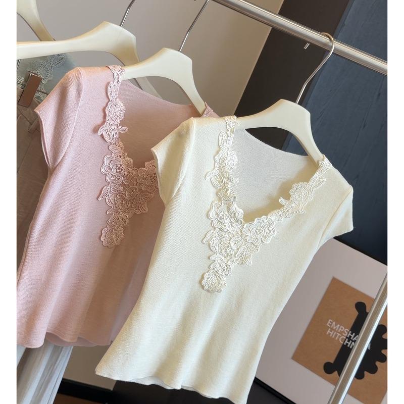 Fashion Lace Short-sleeved Knitted Sweater Women's Summer Design Temperament V-neck Versatile Slim-fitting Top