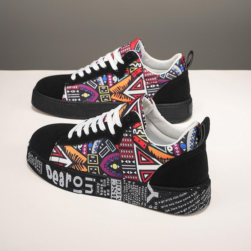 Women's Large Size Sneakers, Fashion Casual Low Top Skate Shoes, All Season Versatile Soft Sole Casual Athletic Shoes for Women
