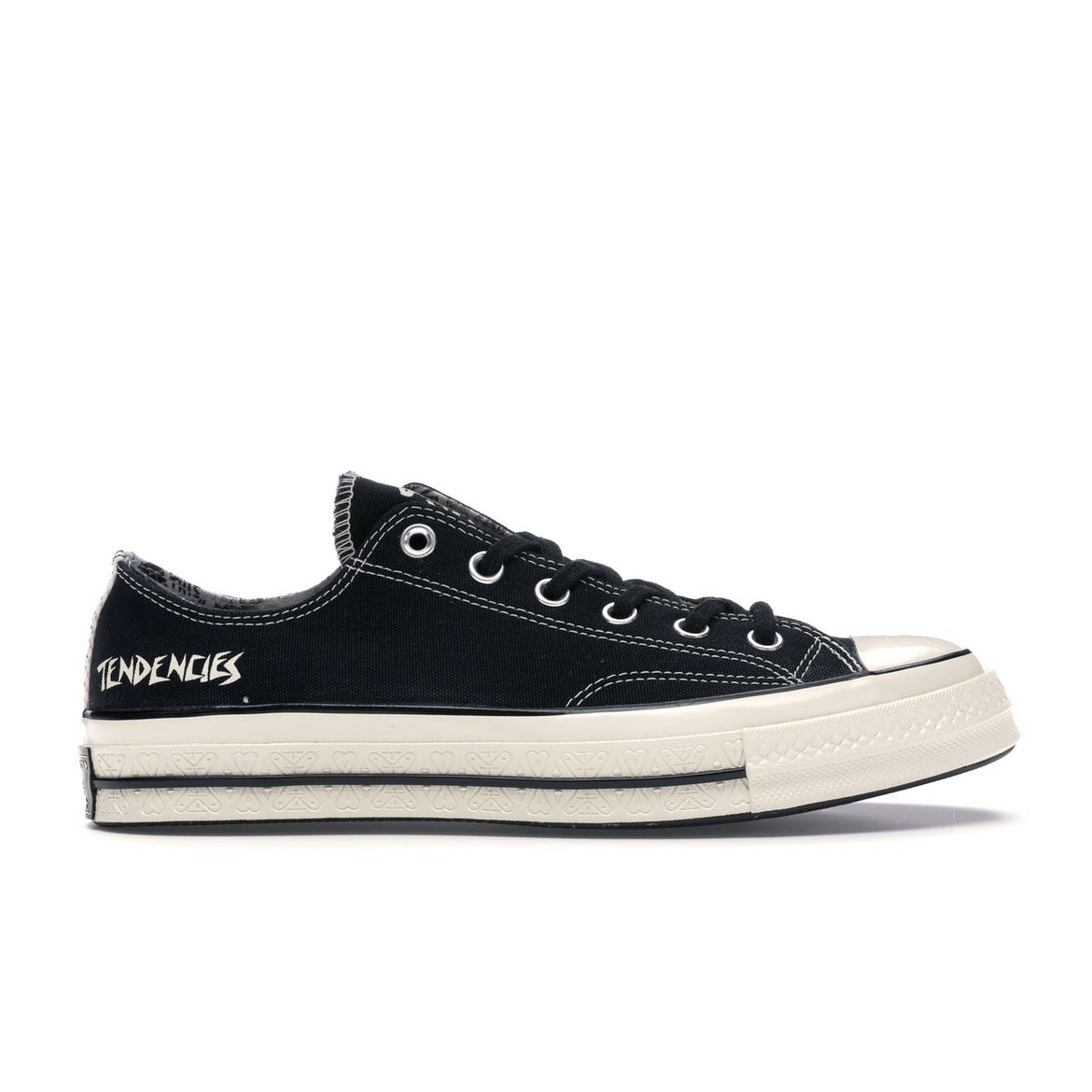 

Черные кроссовки унисекс Converse Suicidal Tendency x Chuck 70 OX 162881C