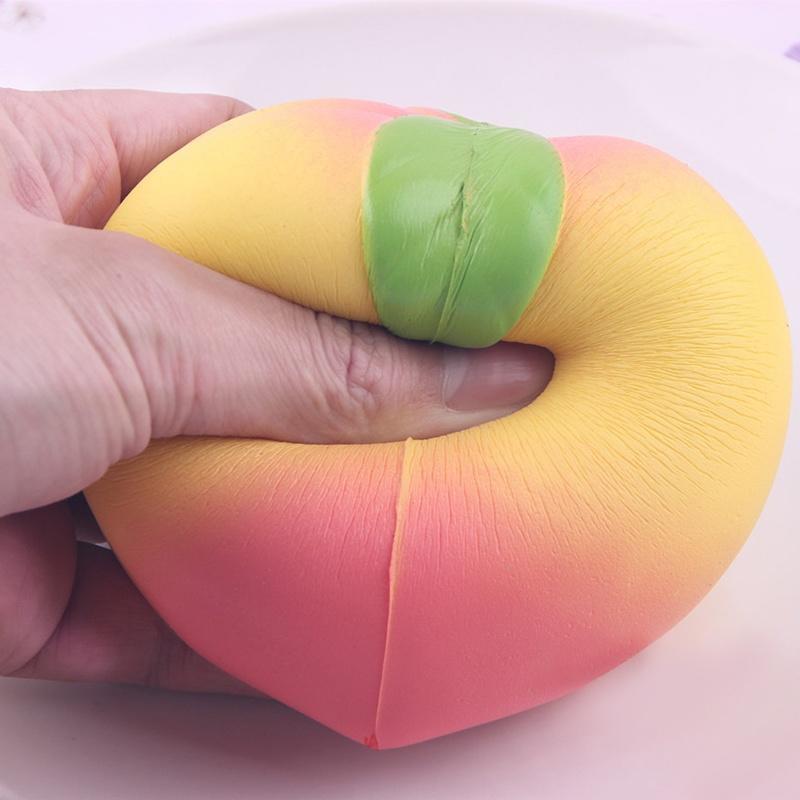 Ny kolossal 10 cm squishy rosa/hvit fersken Slow Rising Cream duftende