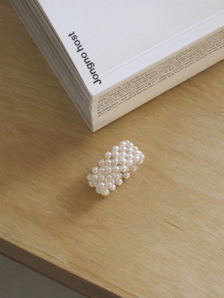 Dungeureon Tiny Beads Ring (Faux Pearl)