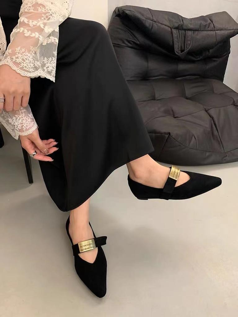 Fashion 2024 Autumn Women Flat Shoes Fashion Low Wedge Heel Ladies  Buckle Ladies Mary Jane Shoes Pointed Toe Boat Shoes New Woman