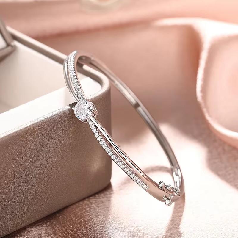 

Huitan Bling Bling Bracelet with Shiny Cubic Zirconia Delicate Elegant Temperament Wrist Accessories Aesthetic Party Zircon Hot