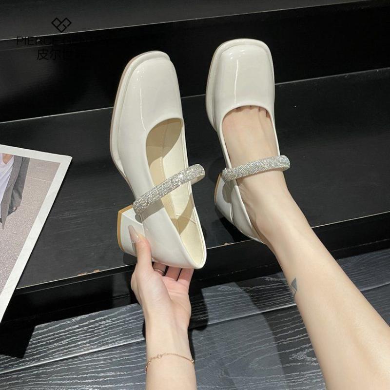 

Модная женская летняя обувь Модная кожаная повседневная обувь на среднем каблуке с квадратным носком для женщин 2024 Распродажа Новейшая обувь Нескользящая E 40