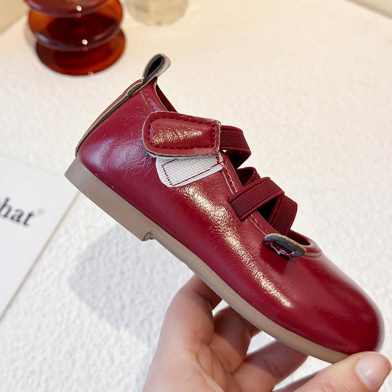 Korean version of students 2025 spring and autumn children's ballet style strap leather shoes soft sole girls foreign style Doudou shoes baby sin