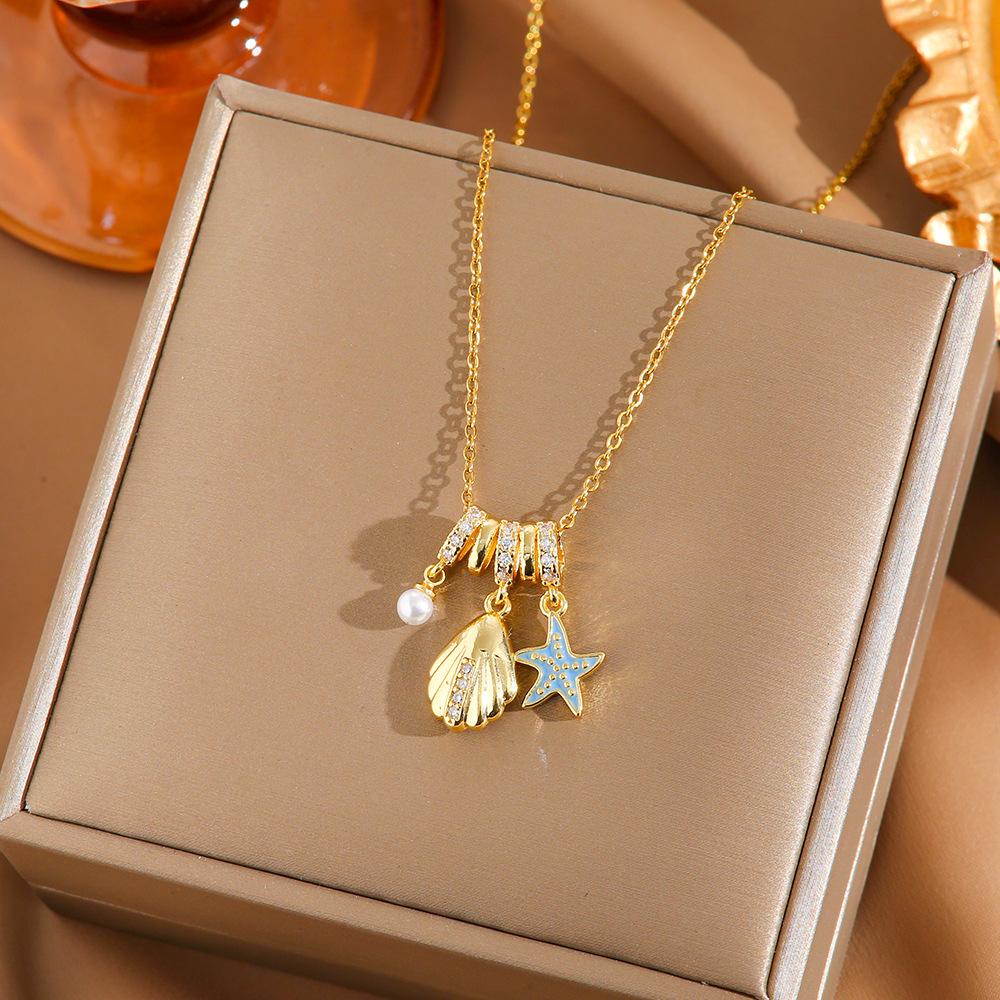 Four Leaf Clover Pendant Necklace For Women Fashionable Zircon Crystal Adjustable Chain Delicate And Versatile Jewelry