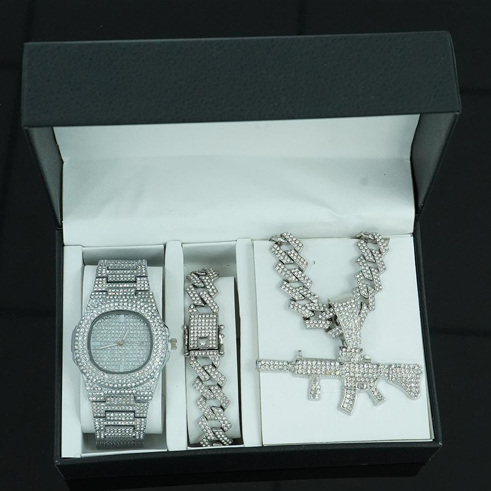 Hip Hop Persönlichkeit Pistolenanhänger Kubanische Kette Halskette Armband Uhr Set Modisches und Vielseitiges Herrenschmuck Geschenkbox Set
