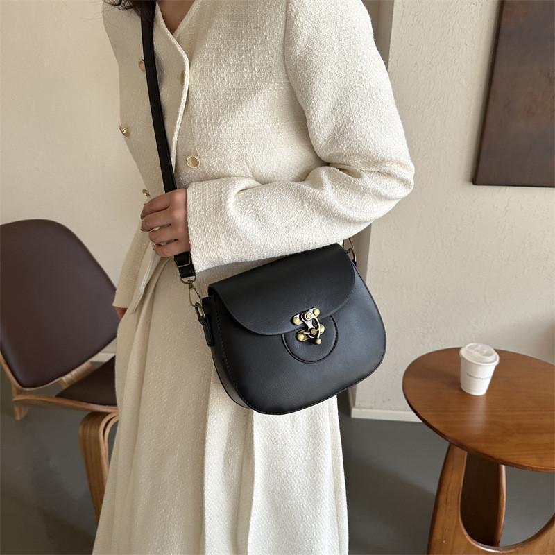 Chic Retro Saddle Bag 2023 Trendy Unique Design Women's Casual Shoulder Bag