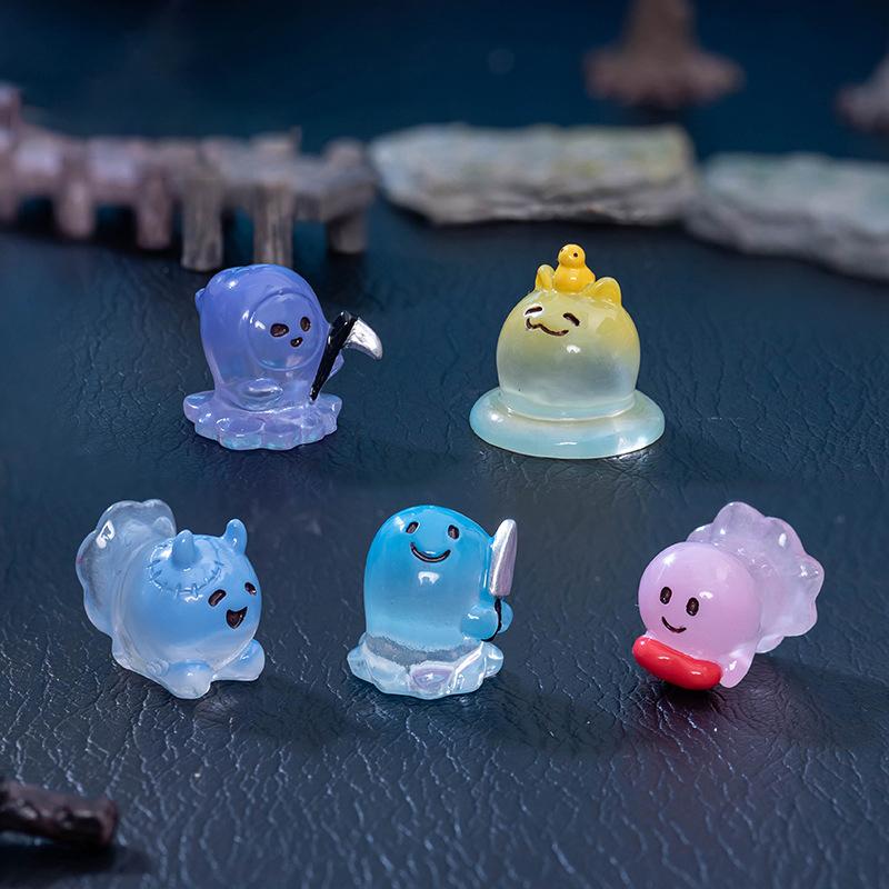 Mini Halloween Ornament Cartoon Ghost Doll Figurine Micro Landscape Home Decoration Dollhouse Model Car Interior Desktop Decor