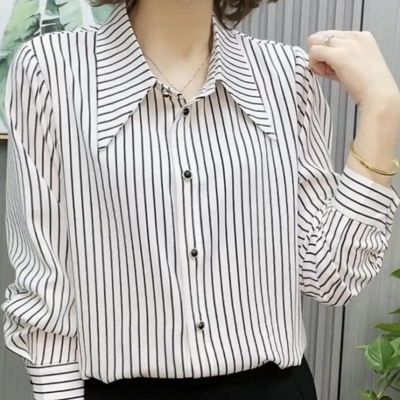 Versatile Korean Style Striped Women's Long-Sleeved Shirt with Collar for Spring/Summer