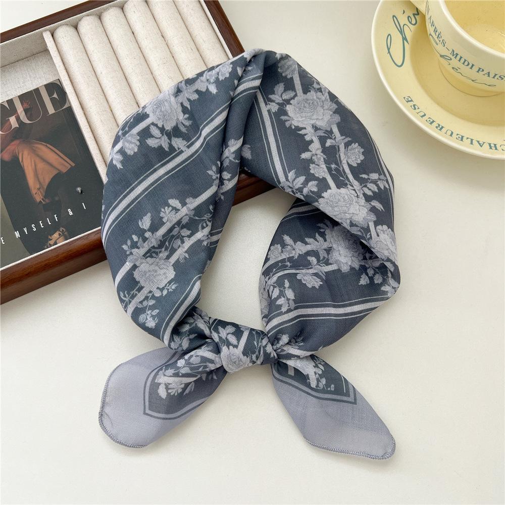 Liten fyrkantig scarf i bomull och linne Sidenhalsduk Dam Vår och höst Ny stil Konstnärlig och mångsidig Mode Temperament Huvudband Scarf