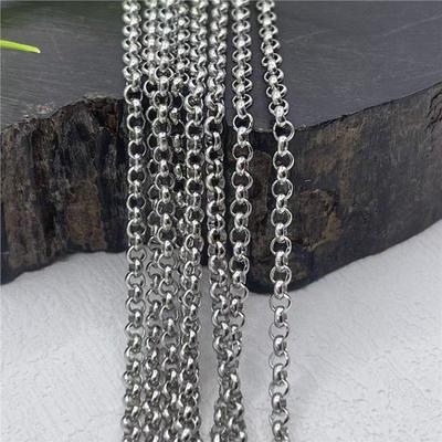 Rostbeständige Edelstahlkette mit Kristallquastenanhänger für DIY-Schmuck.
