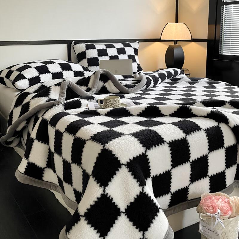 LISM Luxury Super Soft Checkered Flannel Blanket