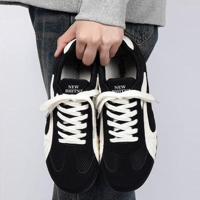 Simple Men's Casual Shoes  Same Style for Men and Women. Athletic Shoes with Soft Sole, Comfortable To Wear.