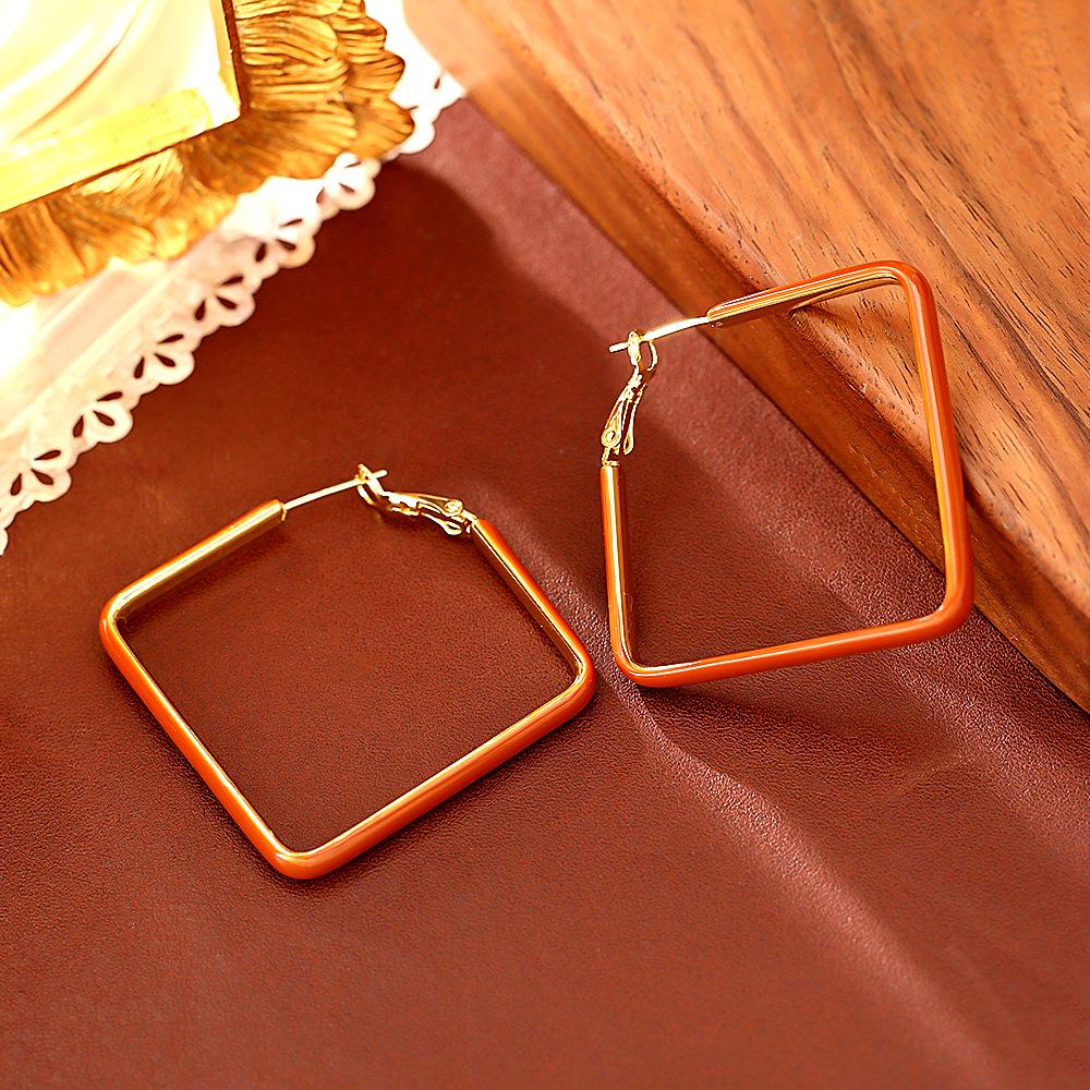 Высококачественные геометрические квадратные серьги-подвески с золотым покрытием
