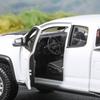 Maisto 1:27 Chevrolet Colorado ZR2 2017 Alloy Car Diecasts & Toy Vehicles Car Model Miniature Scale Model Car For Children