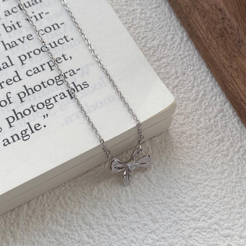 S999 Sterling Silver Elegant Bow Necklace - Simple & Luxurious Clavicle Chain for Women