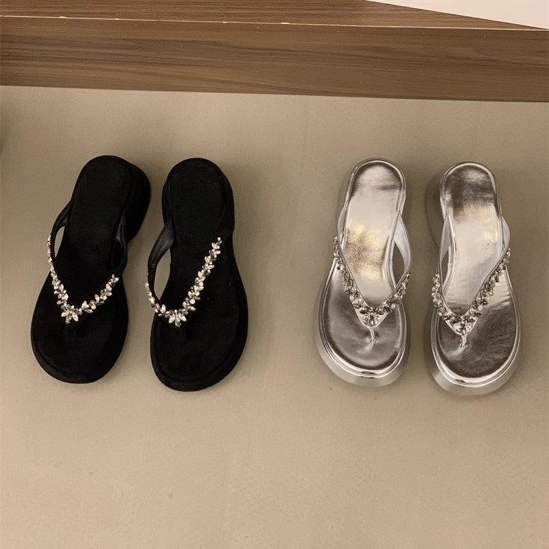 Rhinestone flip-flops platform women's summer 2025 new outer wear fashion heightened slope heel seaside cool slippers sandals
