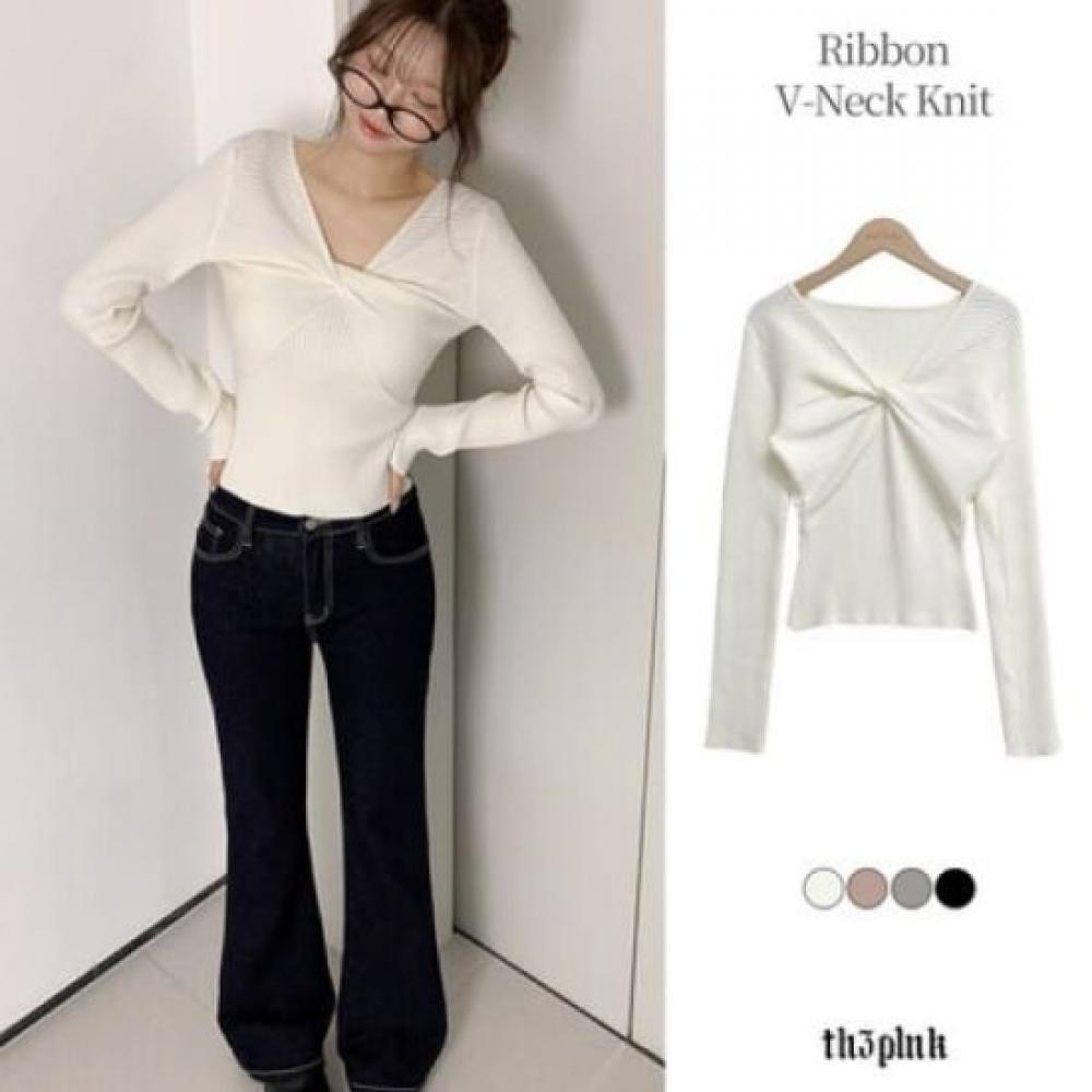 The Pink Slim Fit Twisted Ribbon Ribbed V Neck Knit