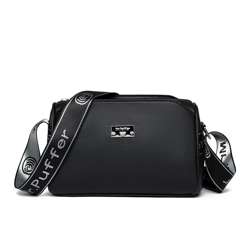 

High-end Large-capacity Broadband Women s Bags, Popular Single-shoulder Crossbody Bags, Middle-aged Women Making Dumplings чорний