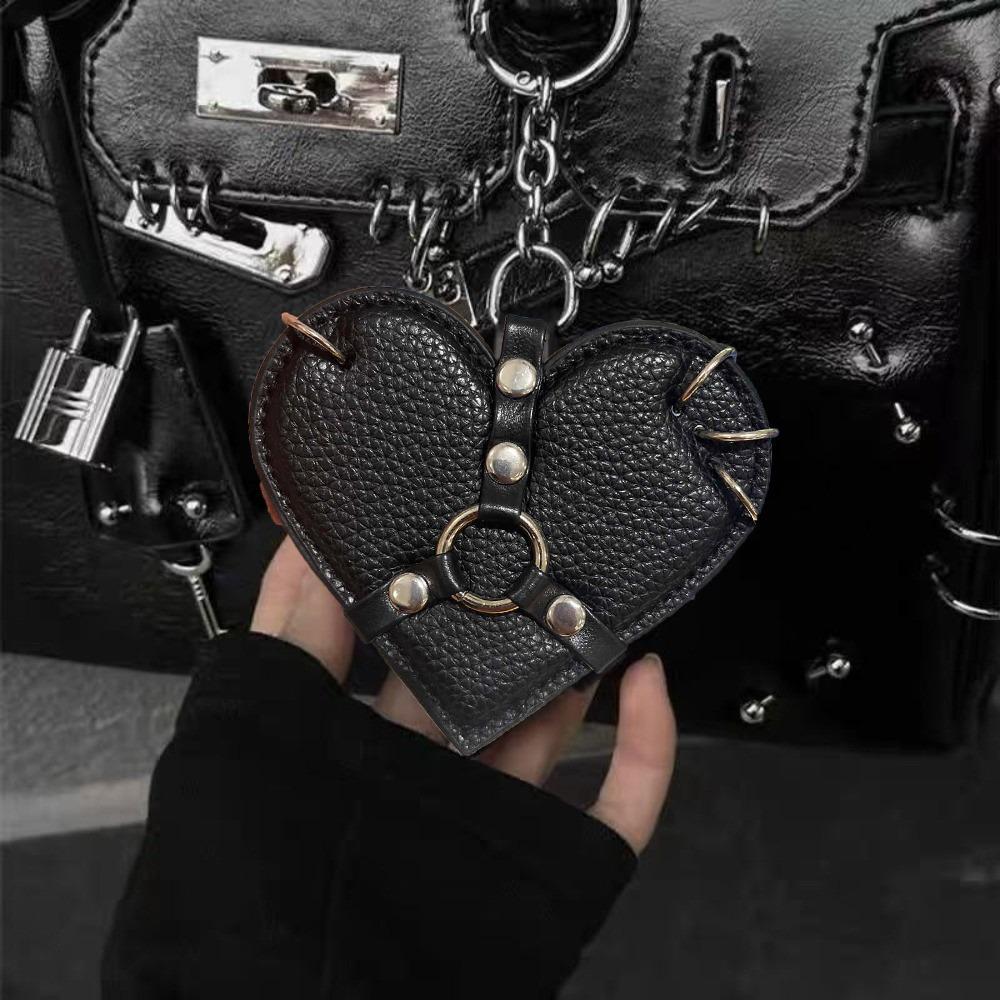 Portachiavi a Forma di Cuoio Punk Gotico Ciondolo per Borsa Creativo Borchie Cuore Fascino per Borsa Accessorio da Appendere