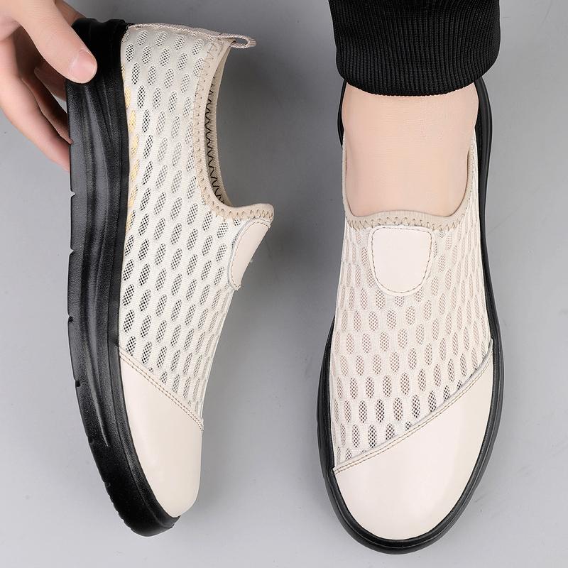 Fashion Male Lightweight Driving Flats Soft Men's Luxe Loafers New Mens Slip on Casual Shoes Hollow Out Men Mesh Cloth Walking Shoes