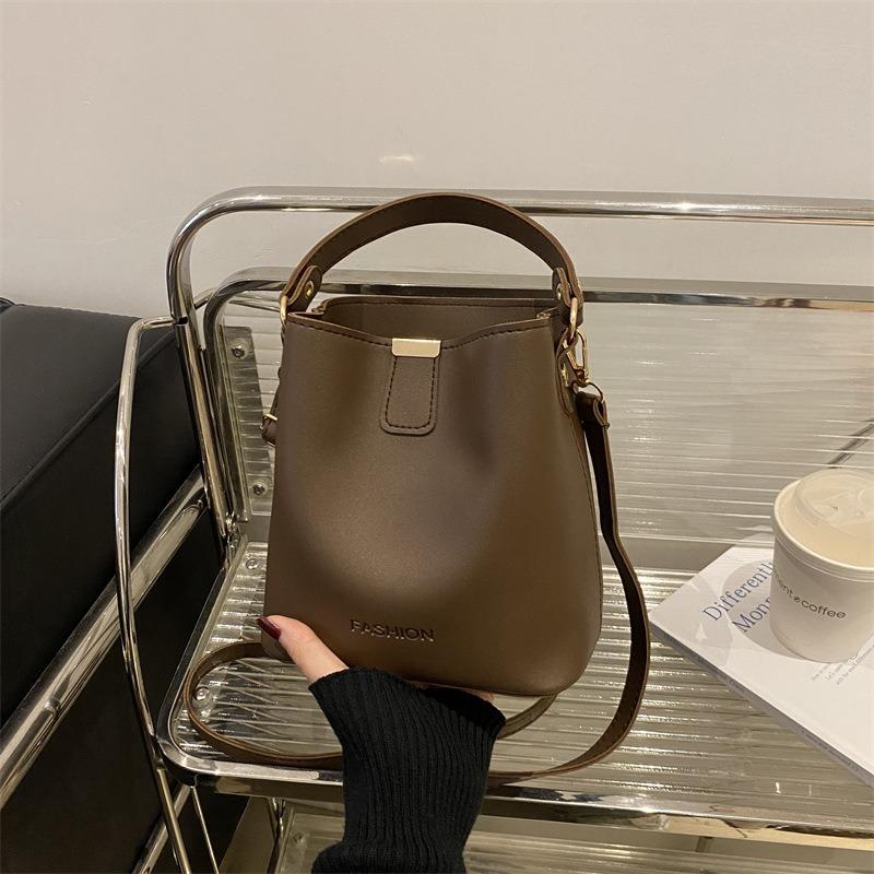 Bag new niche trend line fashion small fresh autumn women portable crossbody bucket bag