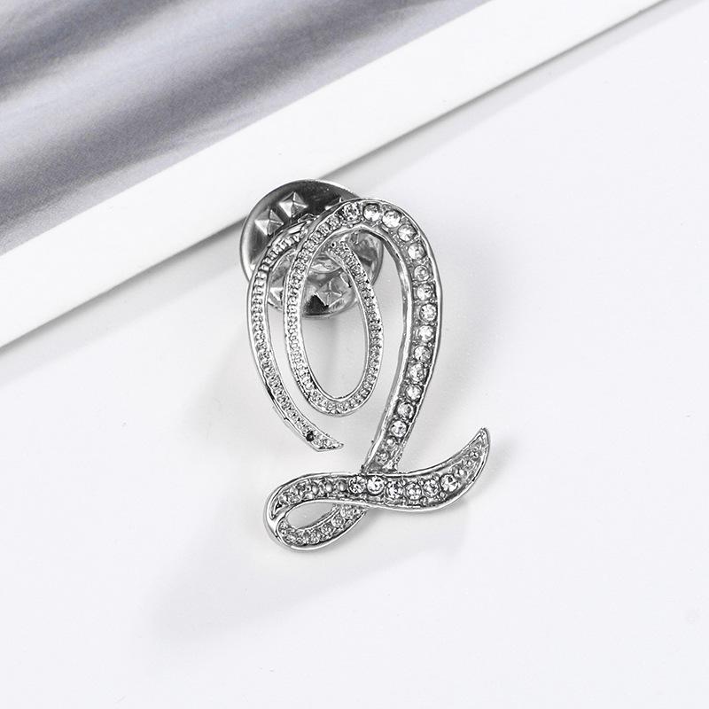 High-Precision Electroplated Vintage Alloy Brooch with Rhinestones