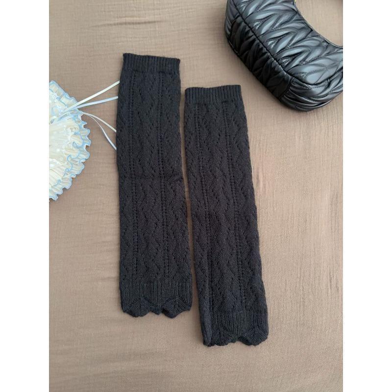 

Women Autumn and Winter Solid Color Thin Hollow Lotus Leaf Side High Drum Pile Pile Socks 1 pair чорний