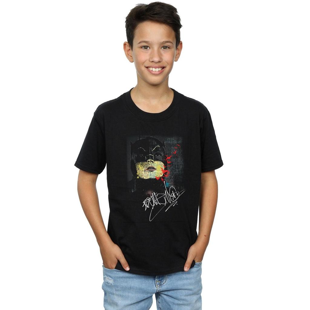 DC Comics Boys Batman TV Series Signature T-Shirt