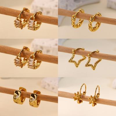 Temperament Gold-plated Diamond-encrusted Zircon Flower Stud Earrings High-end Fashion Exquisite Earrings Personalized Fashion Earrings