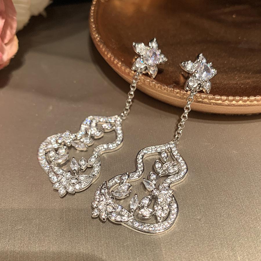 Silver needle zircon flower gourd fringed earrings women's new Chinese stud earrings light luxury high-end earrings design sense niche