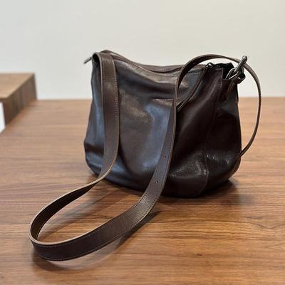 Japanese Vegetable Tanned Leather Crossbody Bag for Women - Casual Style Shoulder Handbag, Genuine Leather, High-End Bucket Design (2025 Model).