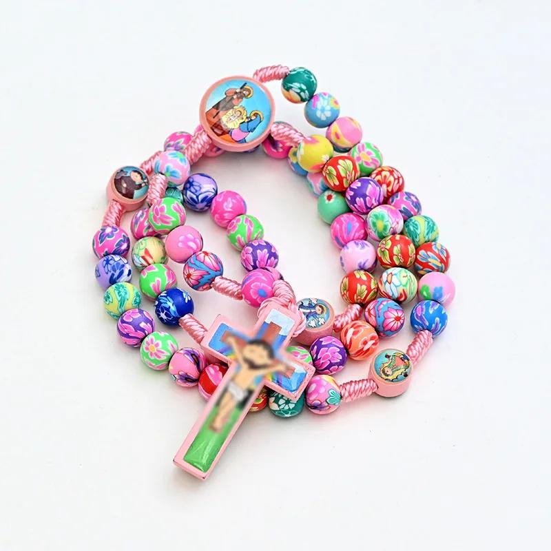 1 szt. Kreskówkowy Kolorowy Naszyjnik z Krzyżykiem Dziecięca Modlitwa i Bransoletka z Koralików do Chrztu Ręcznie Robiony Węzeł Naszyjnik z Miękkiej Ceramiki